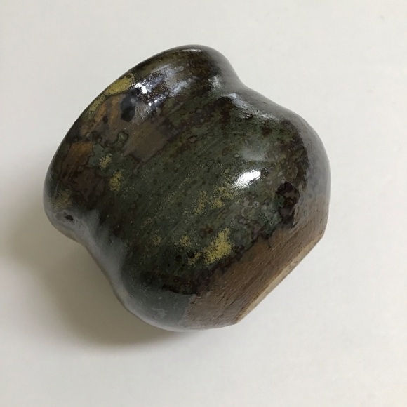 Studio Art Pottery Tea Bowl Sake Cup Handmade Green Glaze Brown Signed Vintage - Picture 5 of 16